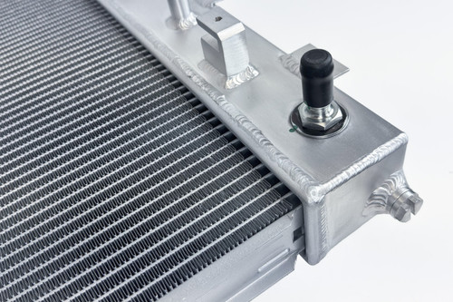 CSF 17-20 Ford Raptor / 15-25 F-150 High Performance Radiator - 8095 Photo - Close Up