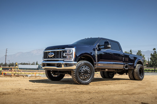 ICON 23-25 Ford F-250/F-350 Super Duty 4WD Gas 2.5in Lift Front Dual Rate Coil Spring Kit - 62517 Photo - lifestyle view