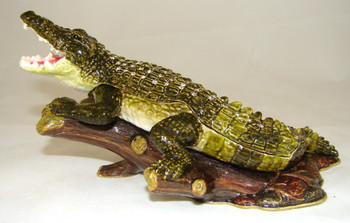 Jeweled "Gator on Log" Box 6"