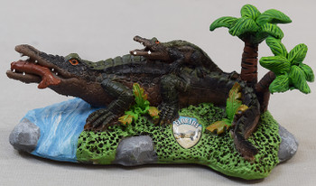 Gator Figurine 3 1/2" w/Shield