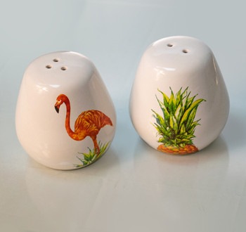 Flamingo Salt & Pepper Shaker. Flamingo Salt & Pepper Shaker.
