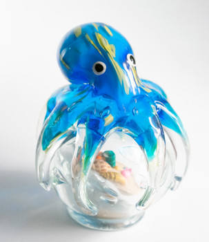 G135 Blue Octopus with sand inside