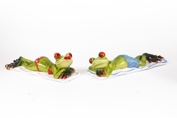 5417 Frogs laying Down