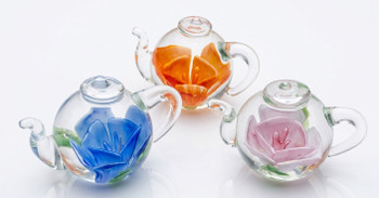 17 Mini tea pots