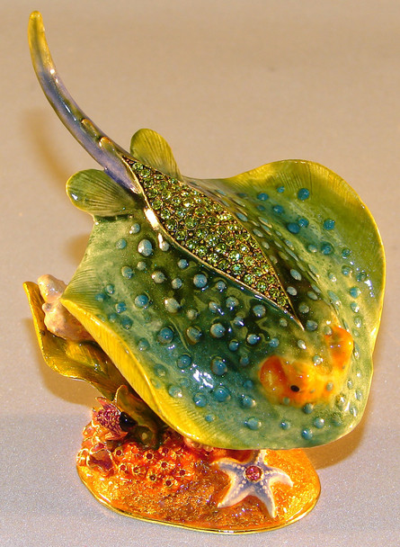 Jeweled "Stingray" Box 3"