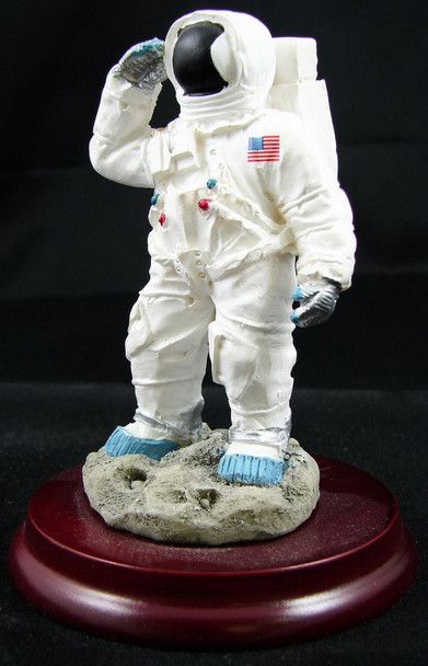 Astronaut on Wood Base 4 1/2"