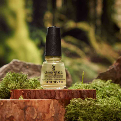 China Glaze Nail Polish Lacquer Meet Me In The Meadow - .5 oz