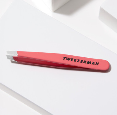 Tweezerman Mini Slant Tweezer Geranium Tweezerman Mini Slant Tweezer Geranium