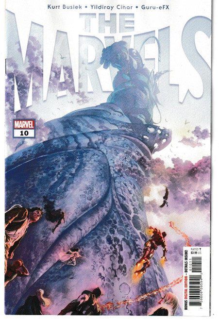 THE MARVELS #10 (MARVEL 2022) "NEW UNREAD"