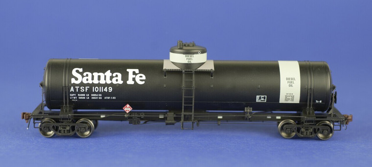 HO GATC Tank Car, ATSF #101149, Gray band diesel fuel service with 1970s Santa Fe logo lettering