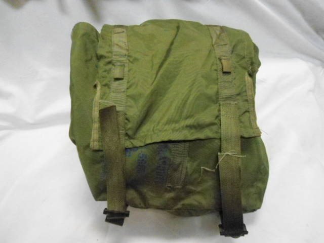 U.S. Military Vietnam War Era T1 Parachute Bag Billings Army Navy Surplus Store