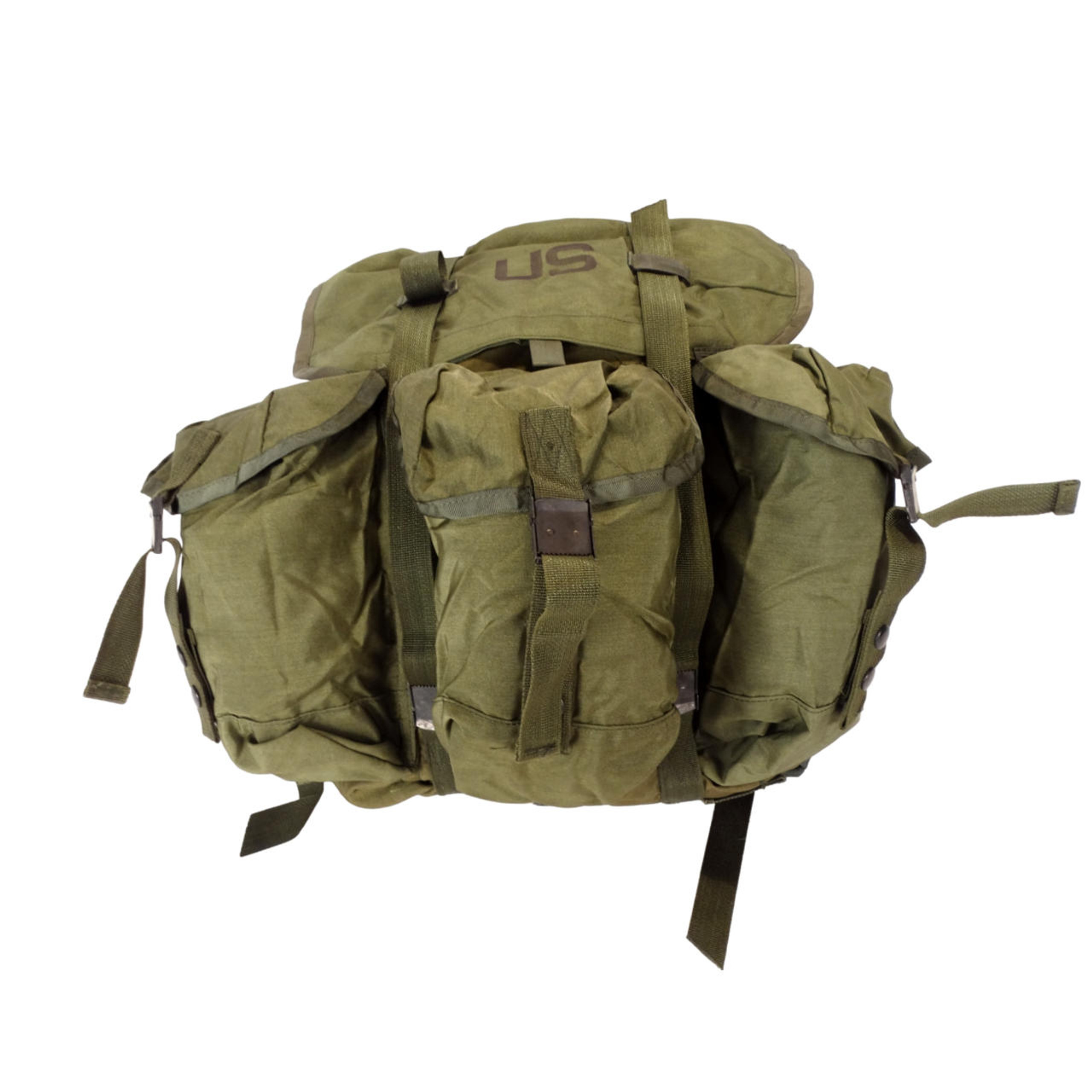Army Surplus Store Philadelphia - vp08j9z