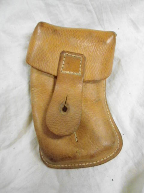 Czech Army Skorpion Magazine Pouch (leather)