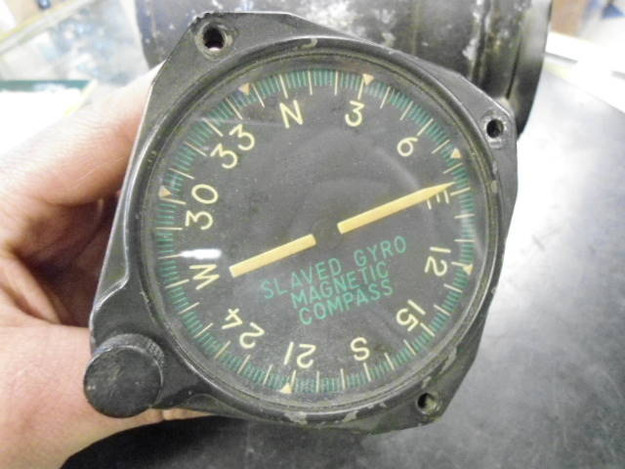 V-2 Slaved Gyro Magnetic Compass