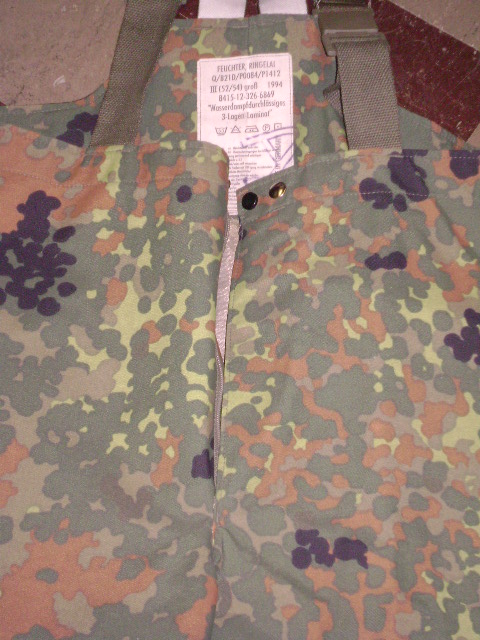 German Army Flectarn Gore-Tex Pants - closeup German Army Flectarn Gore-Tex Pants - closeup