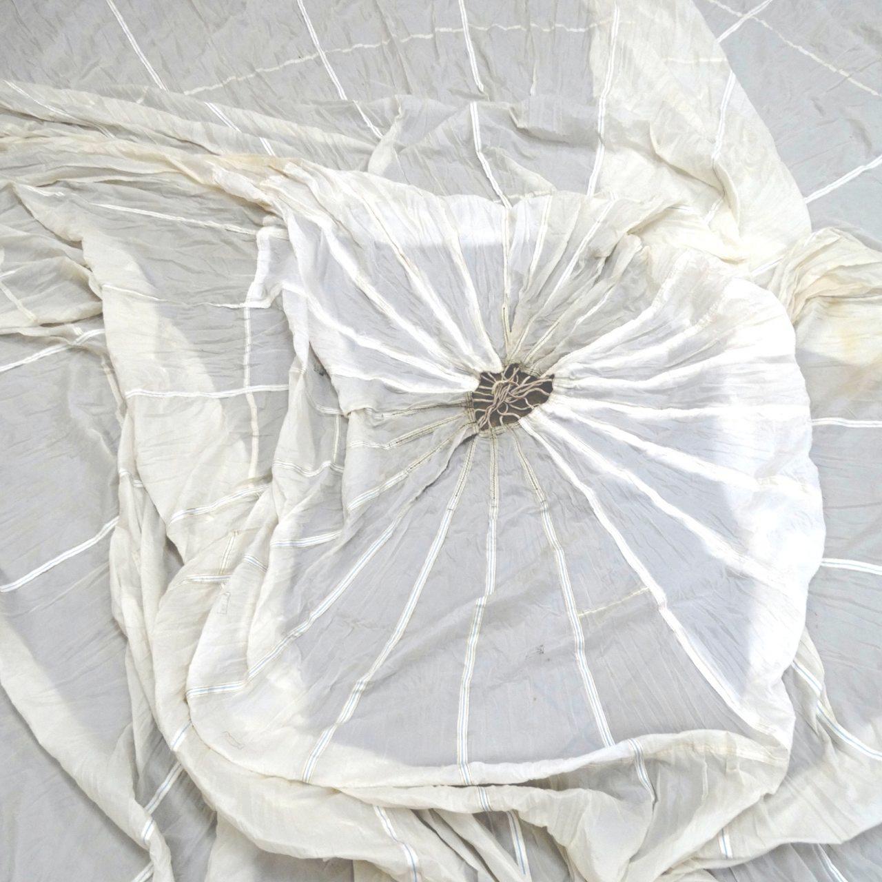 French Army Surplus Parachute (28′ White Canopy)