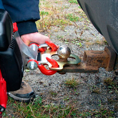 Hitch Plate for Gas-Powered Portable Winch