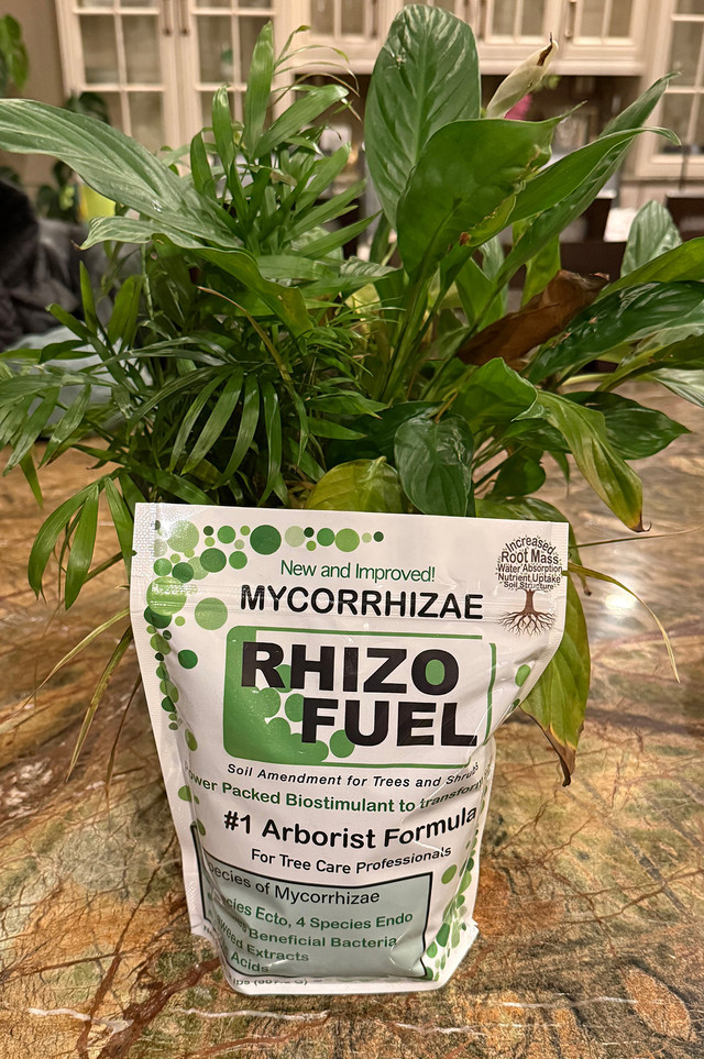 Rhizofuel Fertilizer by Rootgrow INC