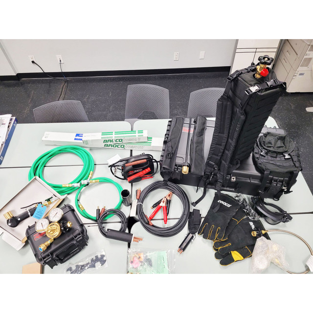 Broco Backpacked Rescue Torch Set