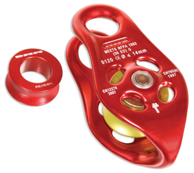 DMM Pinto Red Mirco Pulley w/ Spacer 11,200 lbs Tensile