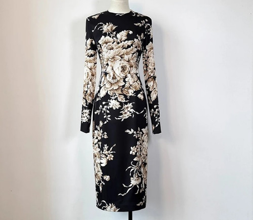 White Rose Print Form-Fitting Party Dress