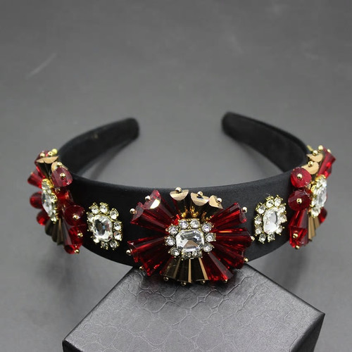 Baroque Star Shaped Gem Headband2