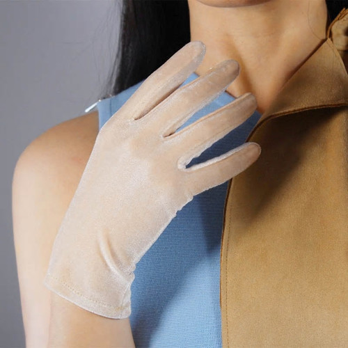 Fitted Velvet Wrist Gloves White