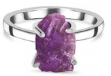 Your Guide to Raw Gemstone Rings