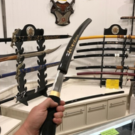 Display Knives and Premium Handmade Swords to Brag About