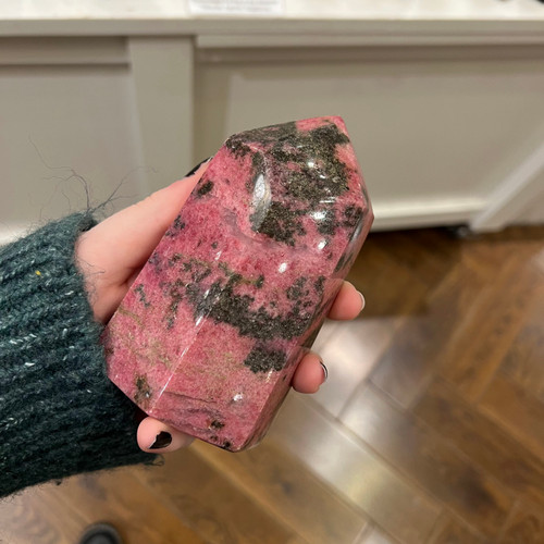 Rhodonite Point