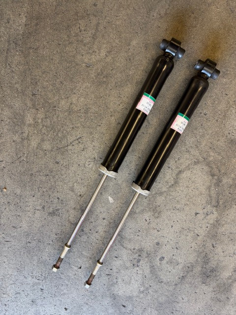 Genuine OEM Toyota Prius V 2012-2017 Left & Right Rear Shock Absorber Strut Set - Part #48530-47213