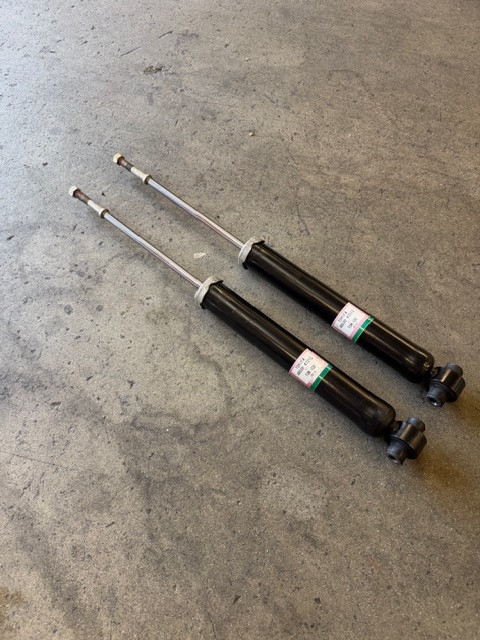Genuine OEM Toyota Prius V 2012-2017 Left & Right Rear Shock Absorber Strut Set - Part #48530-47213