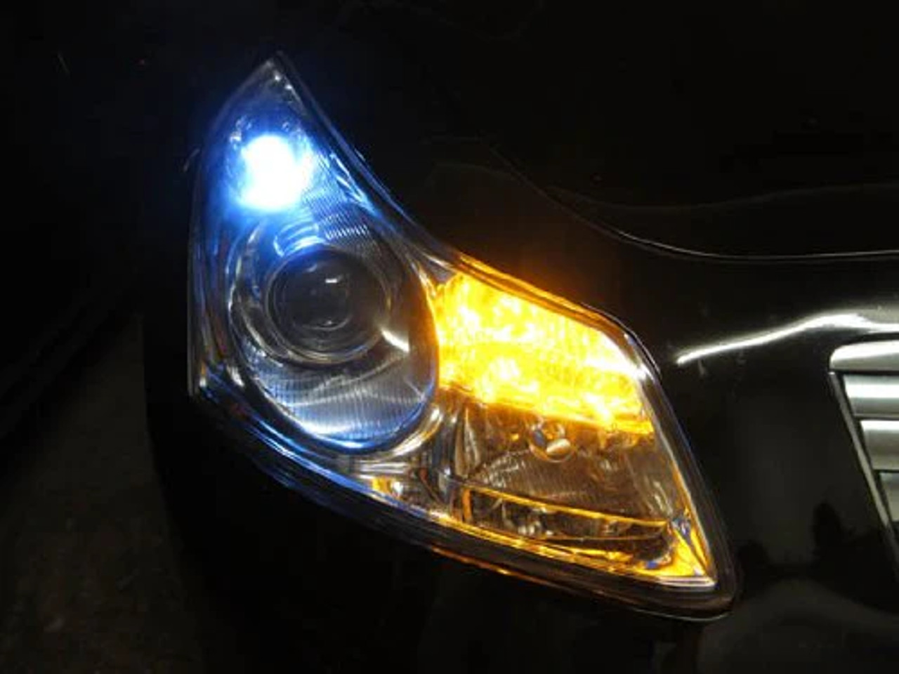 Toyota Prius 2010-2015 Switchback LED Bulbs For Front Turn Signal Lights