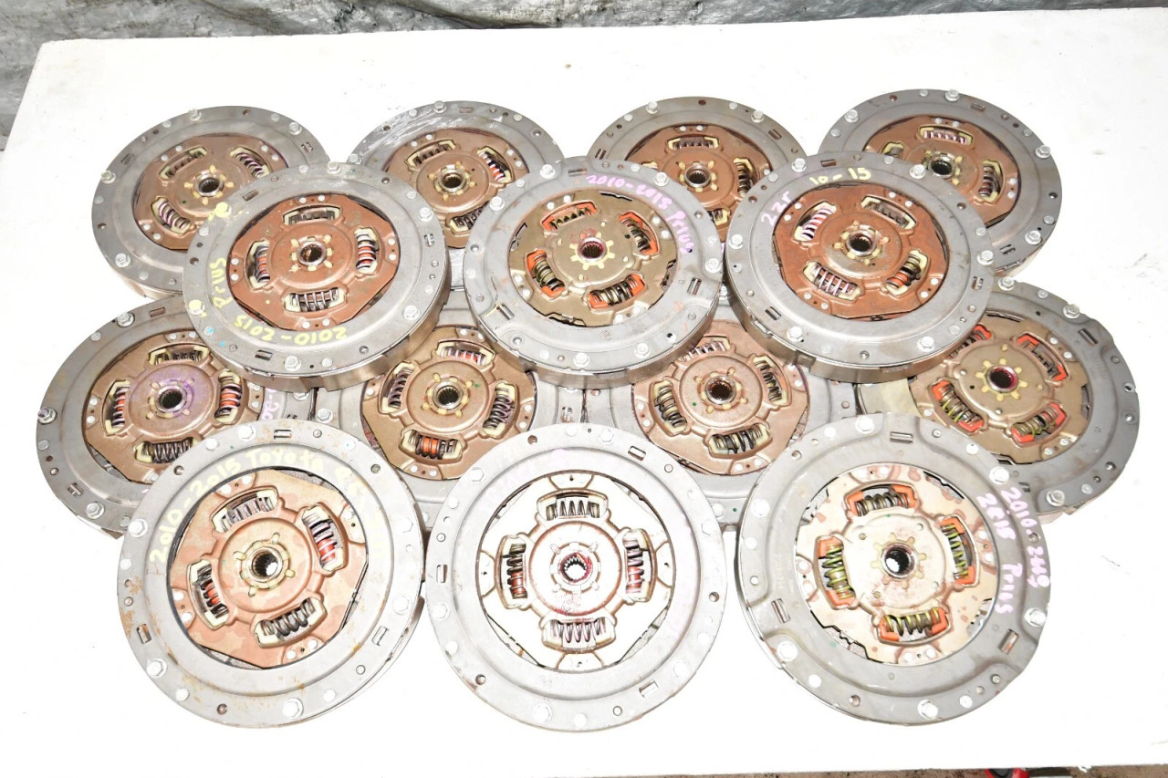 Explore our selection of input damper clutch discs designed for Toyota Prius, Prius V, and Lexus CT200h 2ZR-FXE 1.8 Hybrid CVT Automatic. Quality parts for optimal performance.