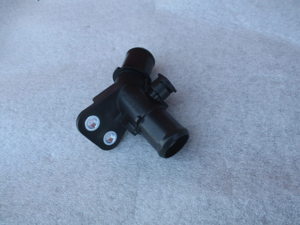 Toyota 16577-37080 Radiator Pipe