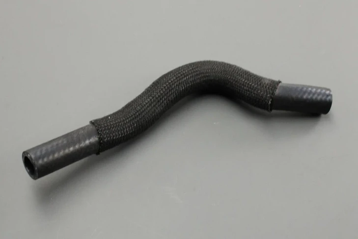 OEM Toyota Heat Exchanger Upper Coolant Hose for Toyota Prius 2010-2015 / Prius V / Lexus CT200h