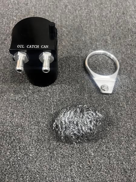 Aluminum Toyota Prius Oil Catch Can with bracket for Toyota Prius 2010-2015