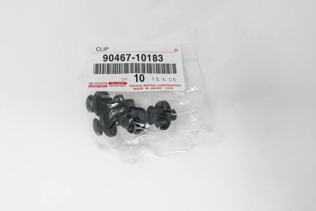 (10) Lower Quarter Trim Retainer - Toyota (90467-10183)