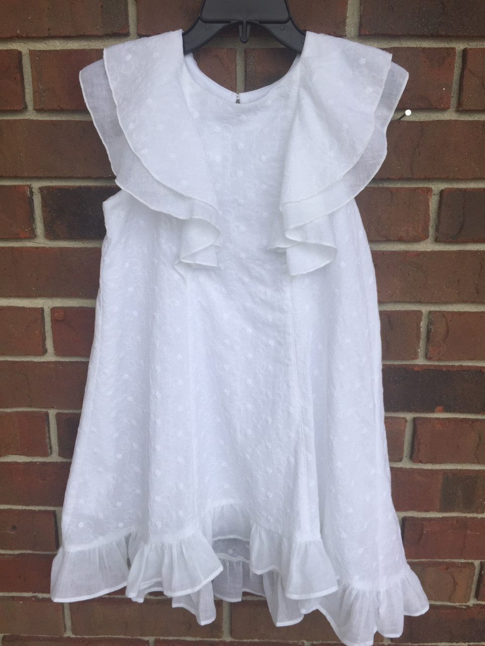 Isobella and chloe white dress Outlet