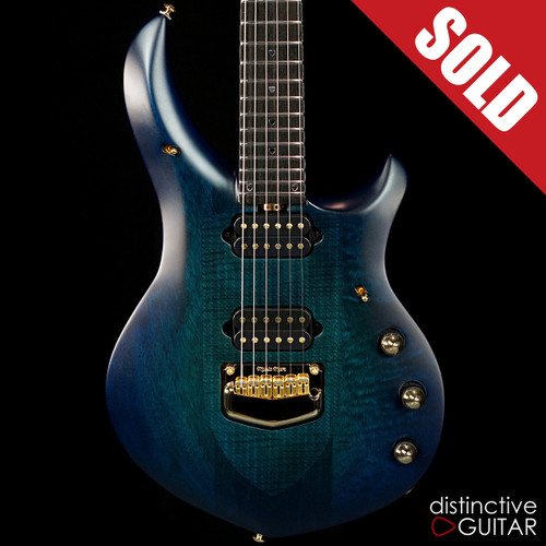 Ernie Ball Music Man John Petrucci Signature Majesty Azzurro Gold HW Ernie Ball Music Man John Petrucci Signature Majesty Azzurro Gold HW