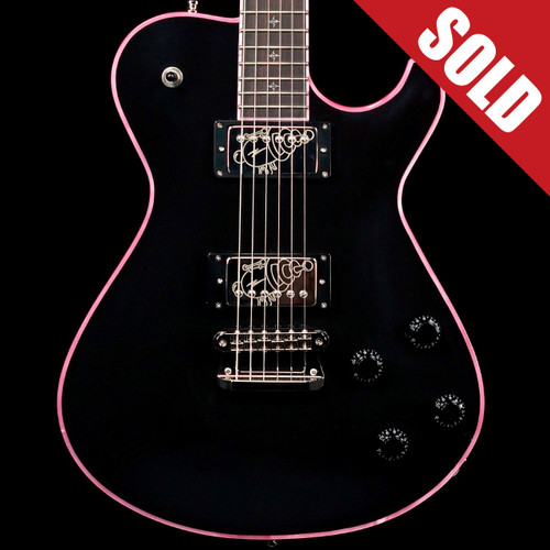 Knaggs Steve Stevens Signature #56 or #58 Black *SOLD* Knaggs Steve Stevens Signature #56 or #58 Black *SOLD*