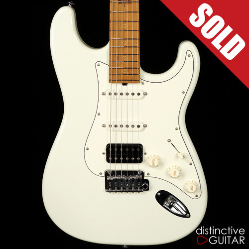 Suhr Classic Antique Roasted Recovered Sinker Maple #2 Olympic White Suhr Classic Antique Roasted Recovered Sinker Maple #2 Olympic White
