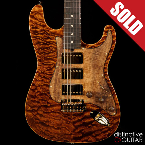 Suhr Classic Custom Black Gold Quilt Maple Top