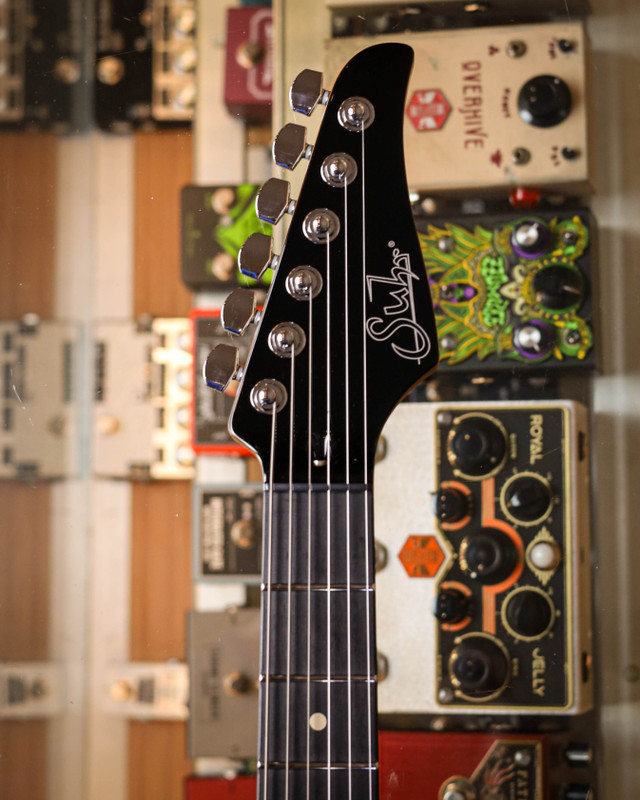 Suhr Standard Pete Thorn Signature Standard HSS Inca Silver