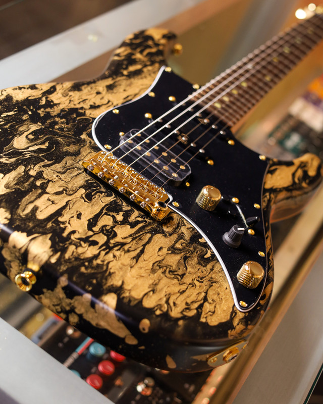 James Tyler Studio Elite HDX - Black Gold Shmear