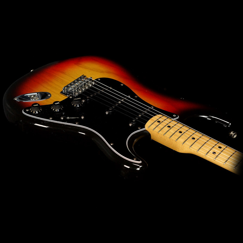 Fender Stratocaster 1977年製　ビンテージ 6514684__97950.1420561452.jpg?c=2