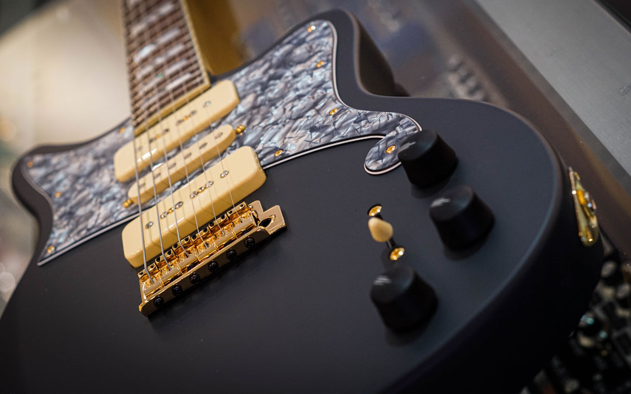 The New D'Angelico Bob Weir Signature Bedford Is Here!