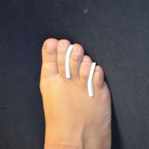 One-Eighth Inch Toe Separator - Spacer cushion pads (foam) One-Eighth Inch Toe Separator - Spacer cushion pads (foam)