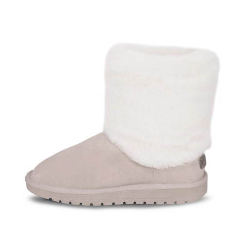 Ladies Pom Pom Sheepskin Boot by Cloud Nine Sheepskin Ladies Pom Pom Sheepskin Boot by Cloud Nine Sheepskin