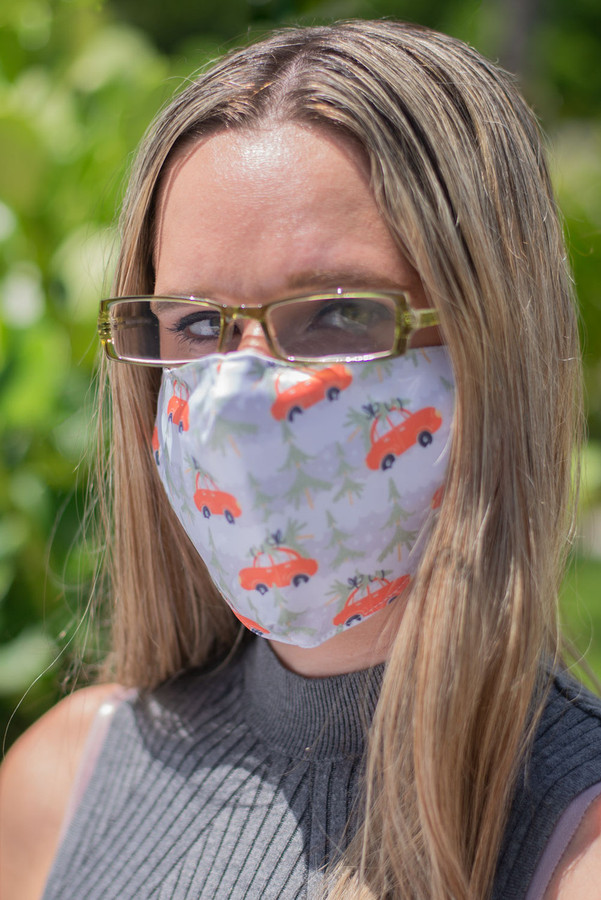 Calabria White Christmas Car Mask & Moda Vision T8010 Green Designer Eyeglasses